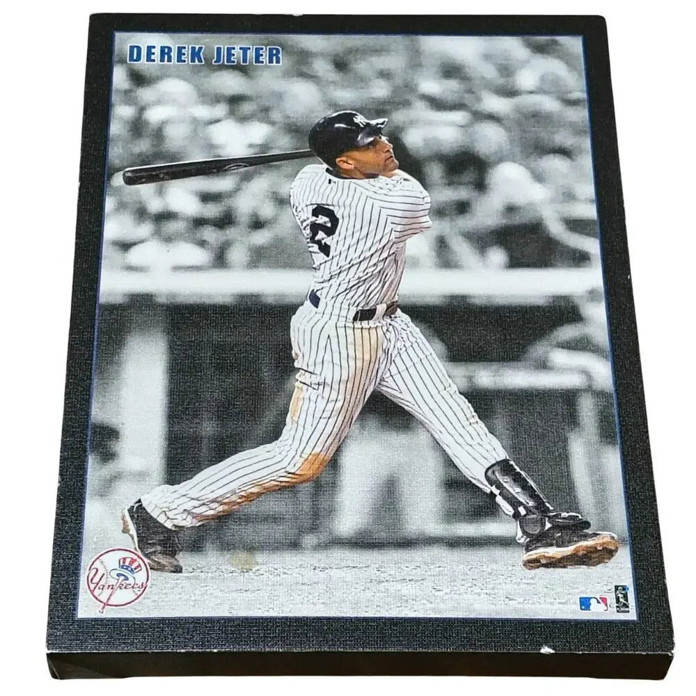 New York Yankees DEREK JETER 10.5x13.5 Photo Spotlight Stretched Canvas Print